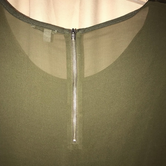 Small Olive Green Top with Cap Sleeves - Picture 3 of 6